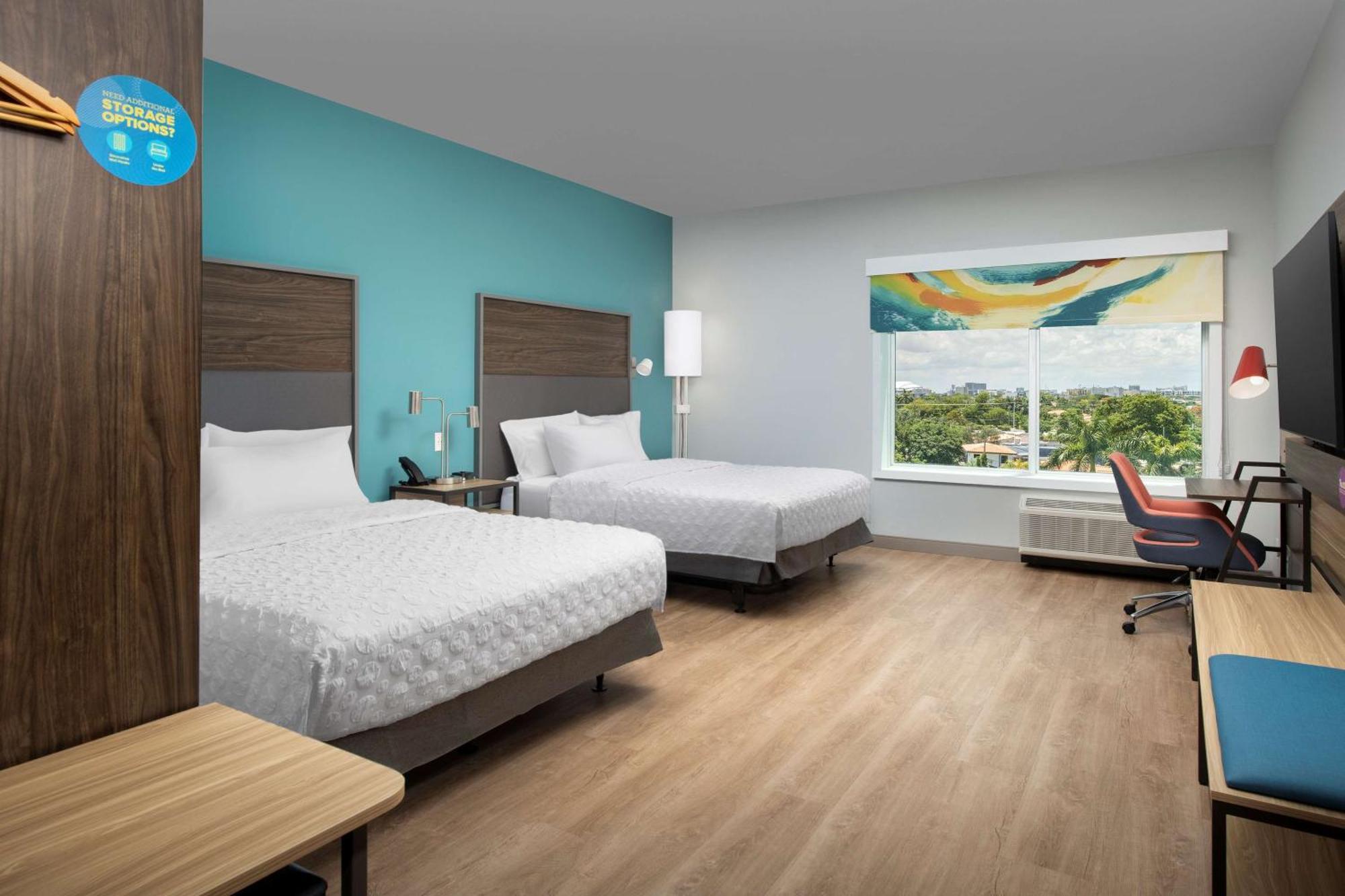 Tru By Hilton Miami West Brickell Hotel Exterior photo