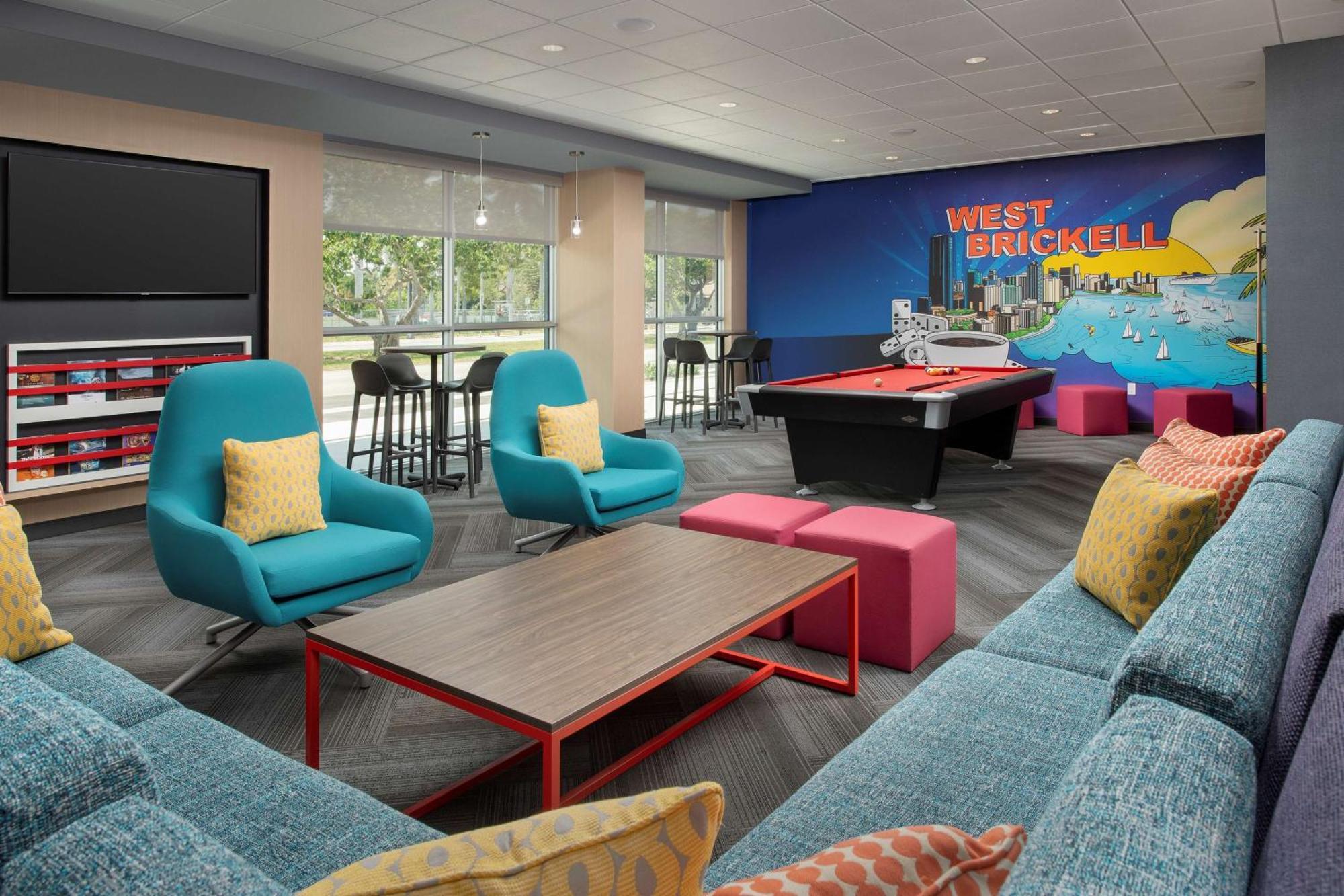 Tru By Hilton Miami West Brickell Hotel Exterior photo